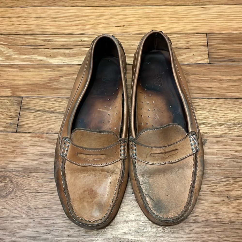 Size 9 leather Loafers